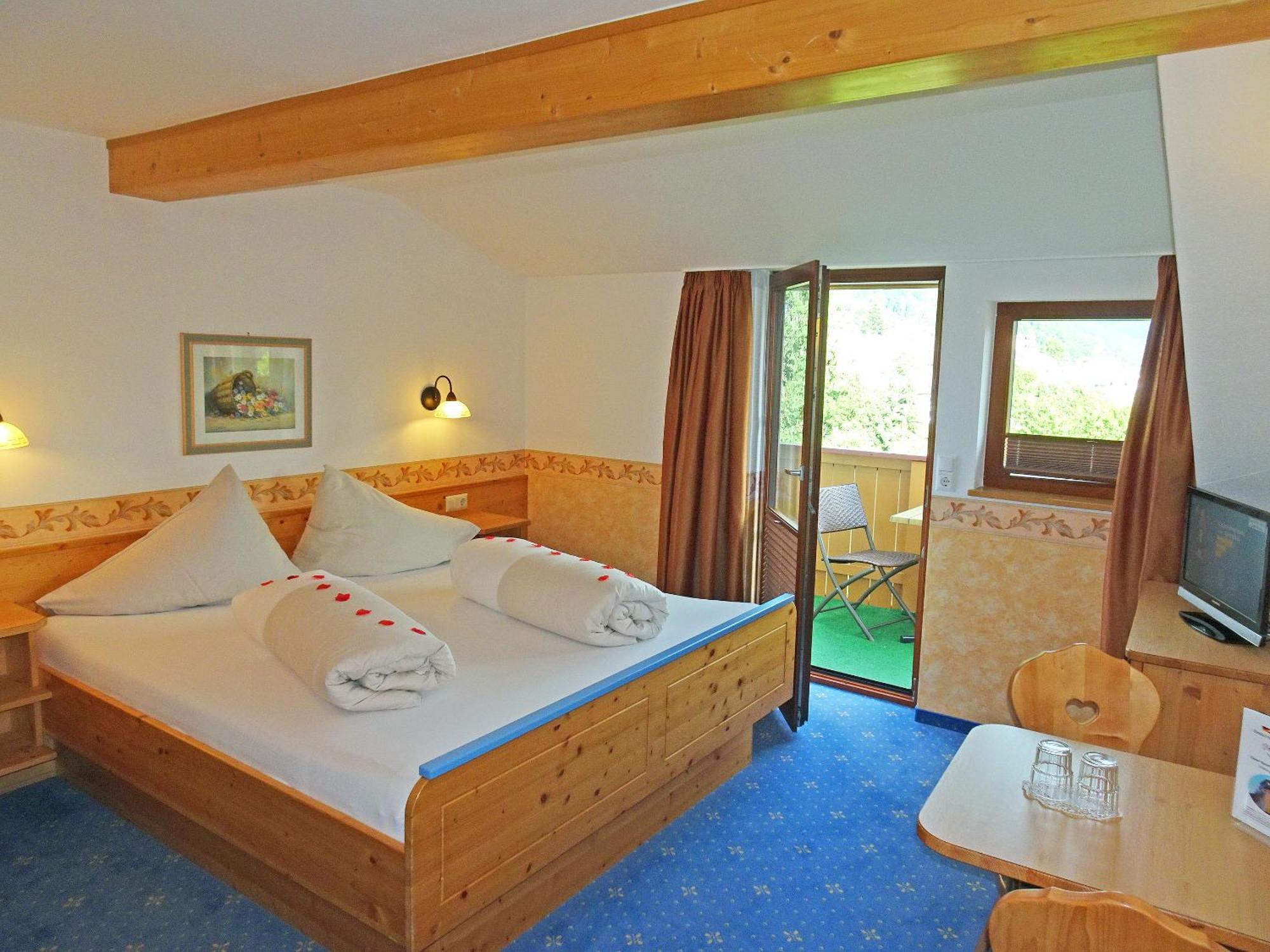 Staudacher Hof-Das Romantische Haus Millstatt Room photo